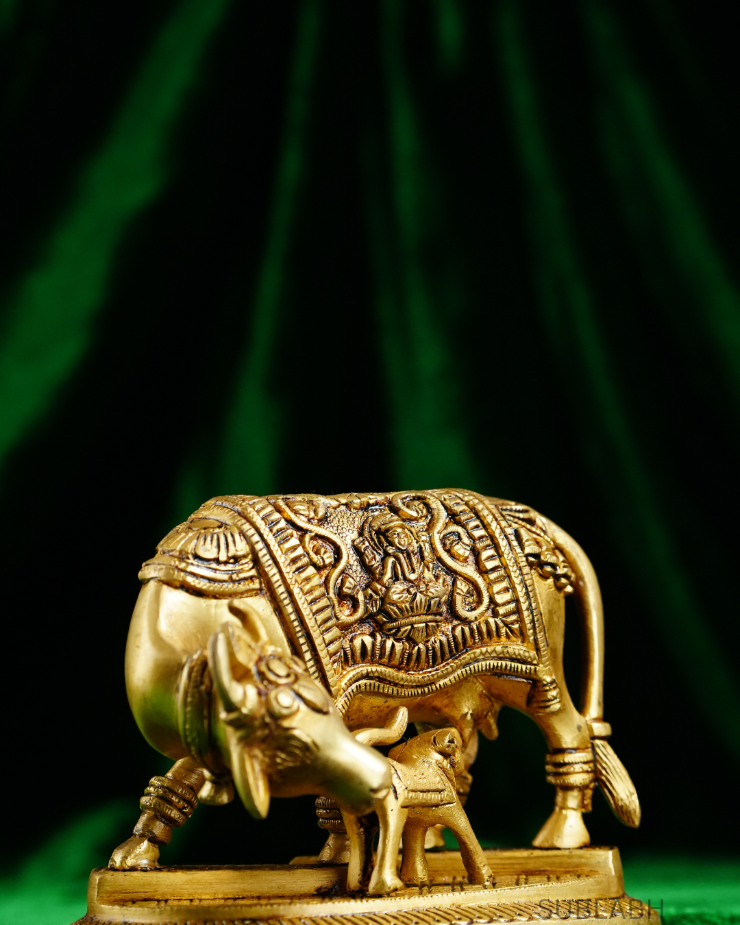 Sublabh Sacred Brass Kamadhenu Cow with Calf Idol – Divine Wish-Fulfilling Vastu Statue