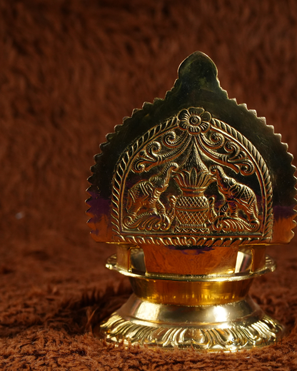 Sublabh Royal Ashtalakshmi Brass Vilakku – Nine-Wick Eight Goddesses Wealth Lamp